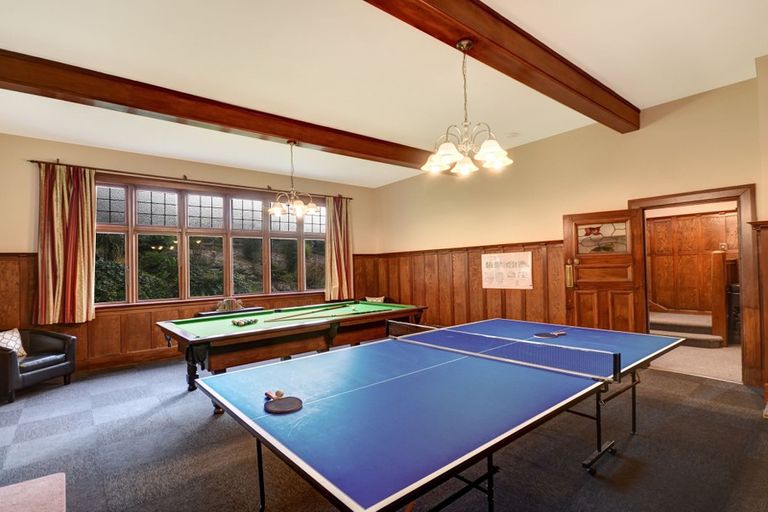 Photo of property in 70 Easther Crescent, Kew, Dunedin, 9012