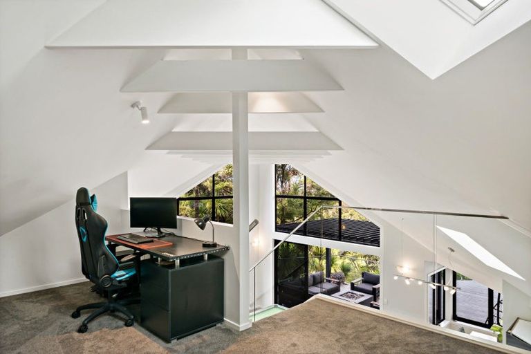 Photo of property in 260 Wairere Road, Waitakere, Henderson, 0782