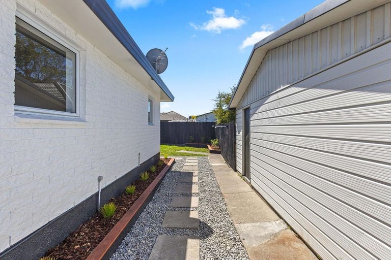 Photo of property in 30a Hooker Avenue, Bryndwr, Christchurch, 8053