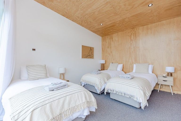 Photo of property in 360a Longbush Road, Hinakura, Masterton, 5884