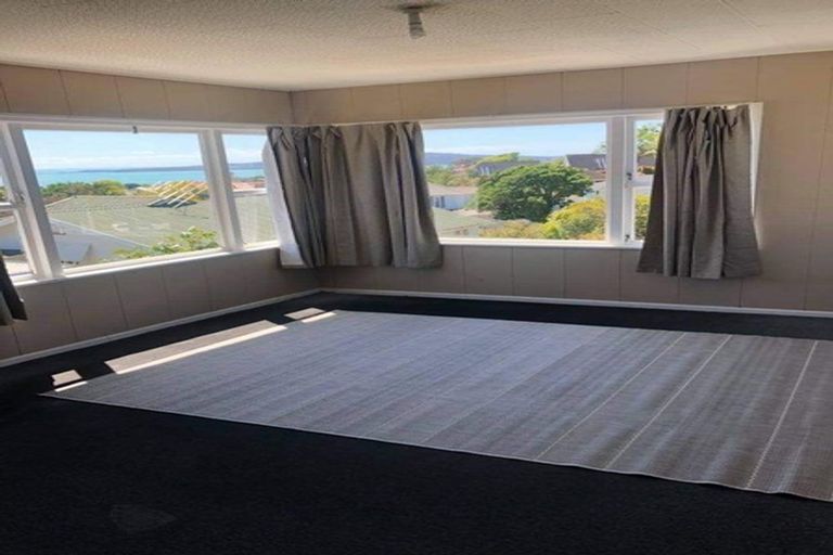 Photo of property in 163 St Heliers Road, Saint Heliers, Auckland, 1071