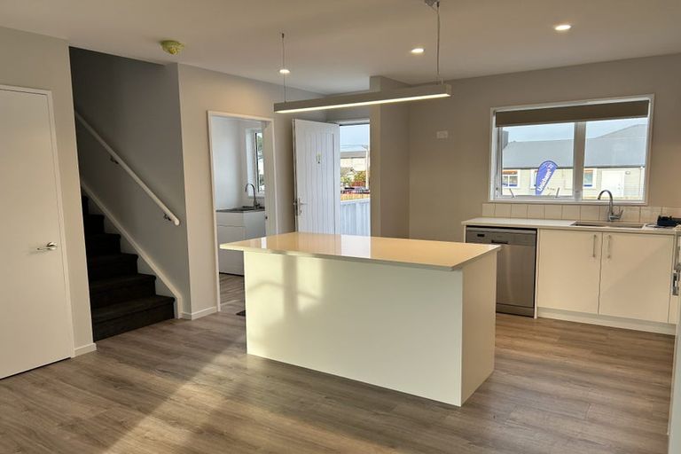 Photo of property in 2/35 Beresford Street, New Brighton, Christchurch, 8061