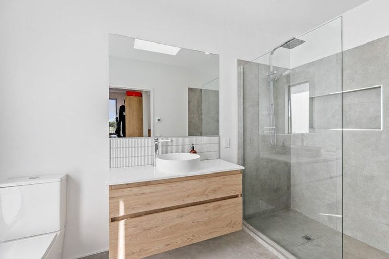 Photo of property in 69 Te Hurunui Drive, Pegasus, 7612