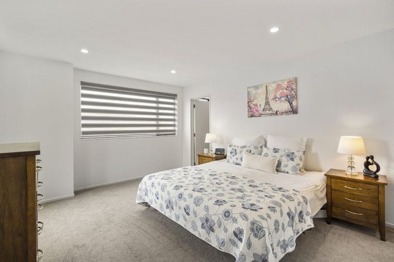 Photo of property in 133 Glenvar Ridge Road, Long Bay, Auckland, 0630