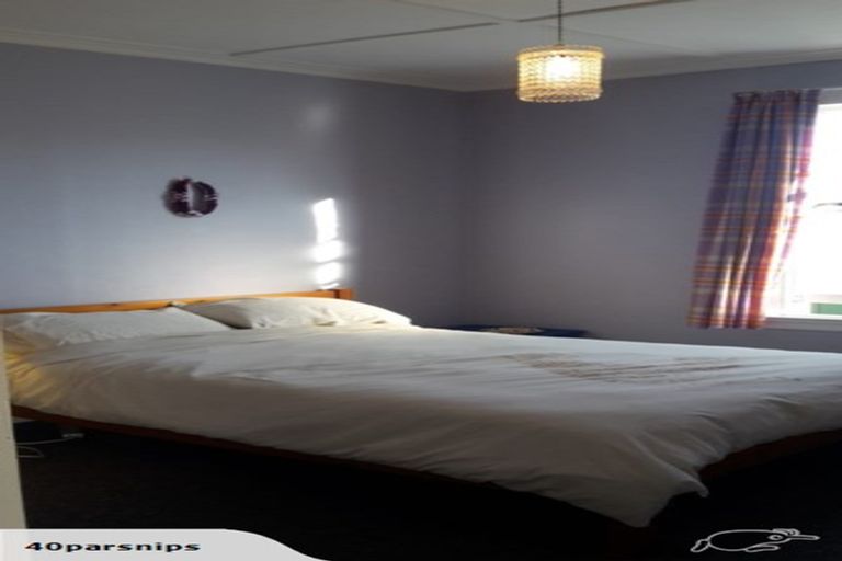 Photo of property in 37 Macandrew Road, South Dunedin, Dunedin, 9012