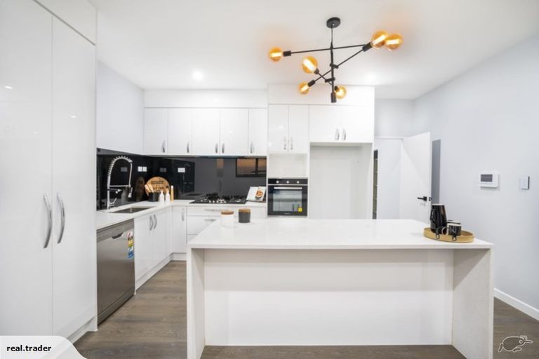 Photo of property in 32 Nola Dawn Avenue, Papakura, 2110