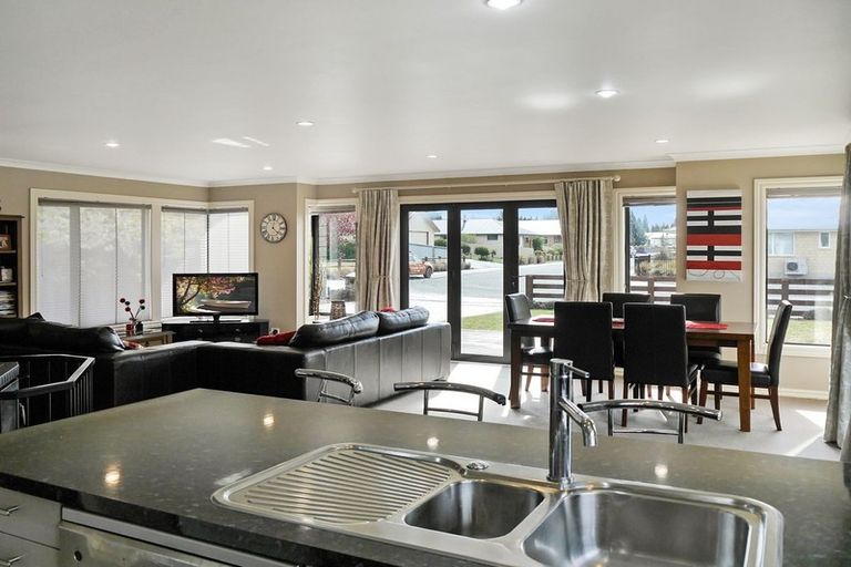 Photo of property in 64 Rhoboro Road, Twizel, 7901