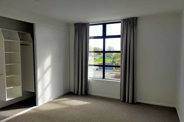 Photo of property in 16 Fairfield Avenue, Addington, Christchurch, 8024