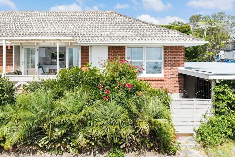 Photo of property in 1/73 Castor Bay Road, Castor Bay, Auckland, 0620