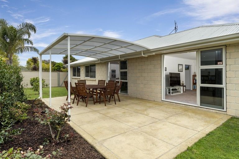 Photo of property in 8c Gane Place, Omokoroa, 3114