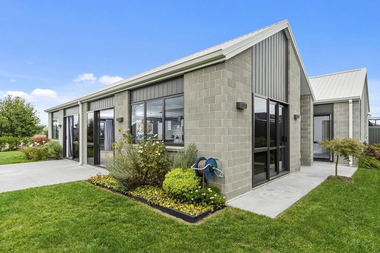 Photo of property in 44 Te Ranga Memorial Drive, Pyes Pa, Tauranga, 3112