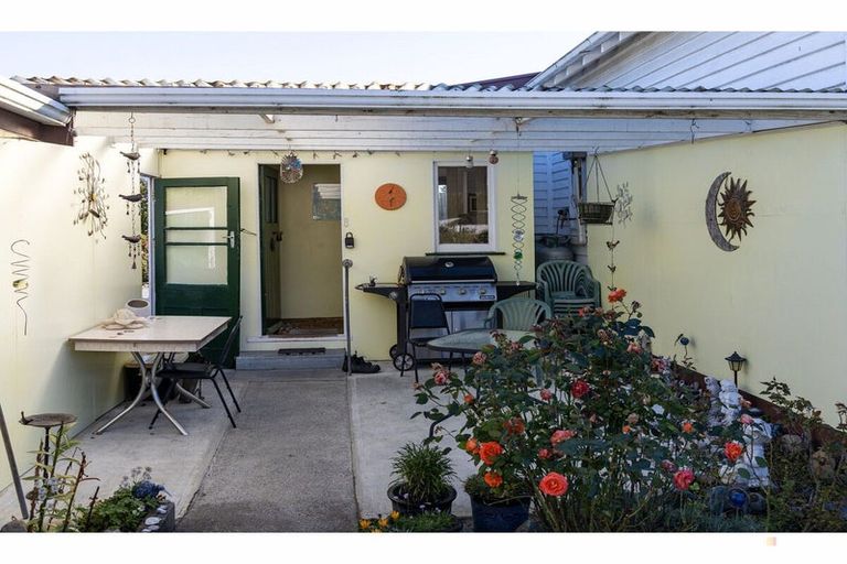 Photo of property in 155 Talbot Street, Geraldine, 7930