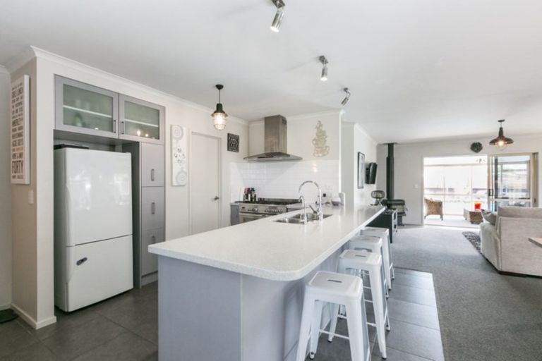 Photo of property in 36 Mcnaughton Place, Onekawa, Napier, 4110