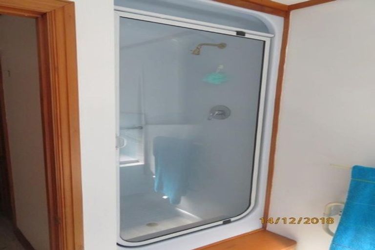 Photo of property in 40c Curacao Place, Half Moon Bay, Auckland, 2012