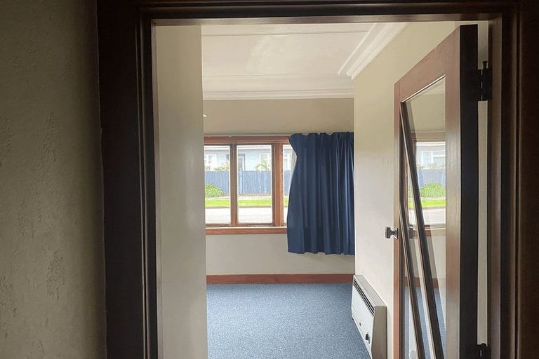 Photo of property in 22 Rangitira Avenue, Palmerston North, 4414