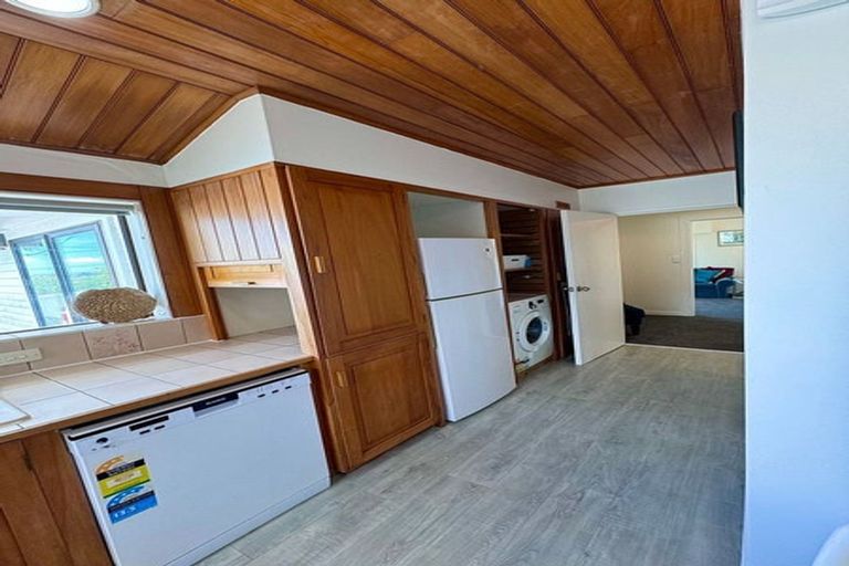 Photo of property in 24 Tawa Road, Onehunga, Auckland, 1061