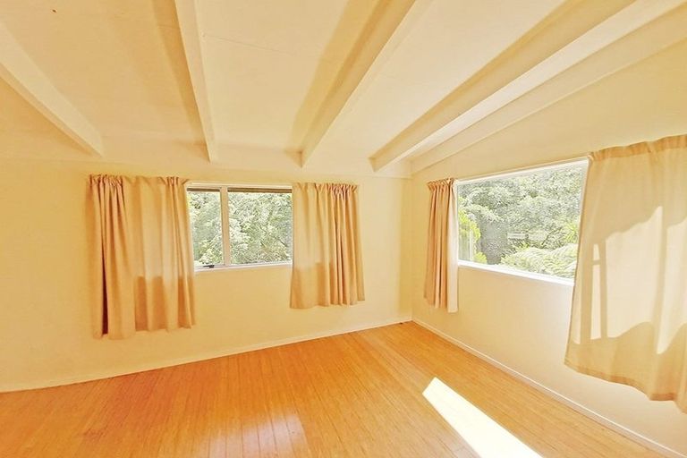 Photo of property in 617 Blockhouse Bay Road, Blockhouse Bay, Auckland, 0600