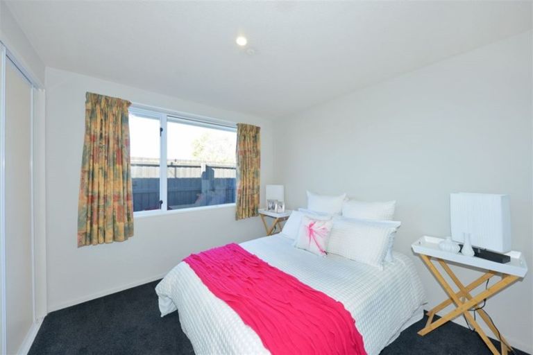 Photo of property in 511a Harewood Road, Harewood, Christchurch, 8051