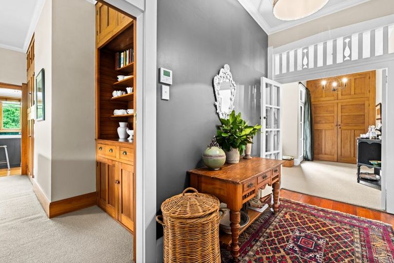 Photo of property in 46 Palmerston Road, Havelock North, 4130