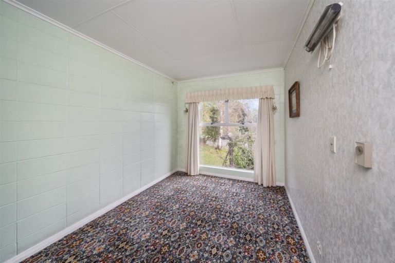 Photo of property in 8a Clifford Street, Hawera, 4610