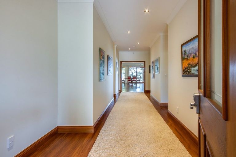 Photo of property in 26 Cameron Road, Bluff Hill, Napier, 4110
