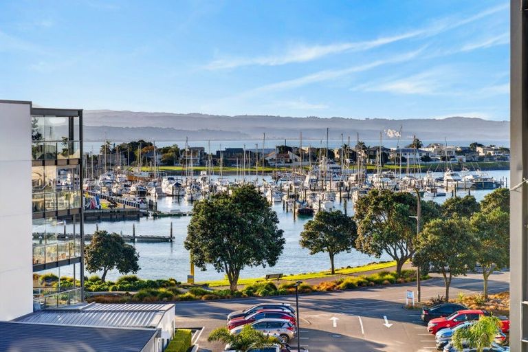 Photo of property in 501d/14 West Quay, Ahuriri, Napier, 4110