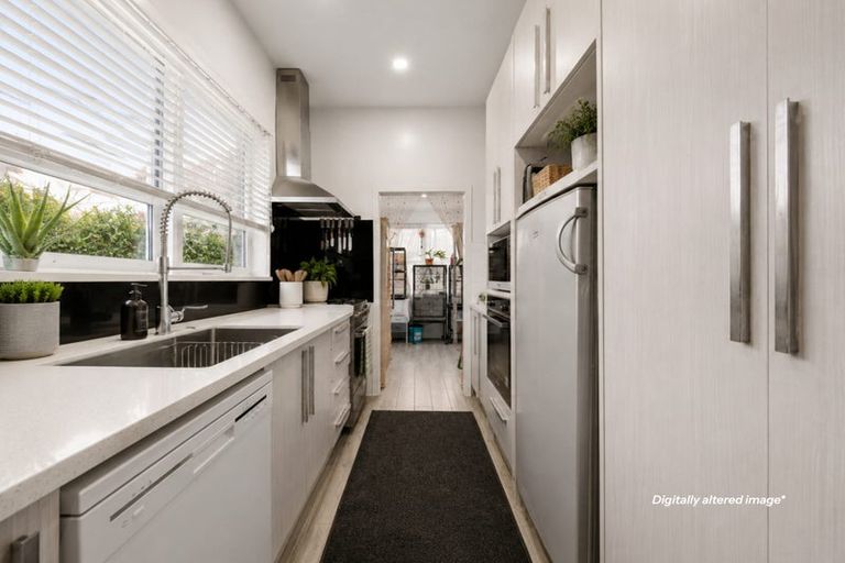 Photo of property in 69 Ferguson Street, Manurewa East, Auckland, 2102