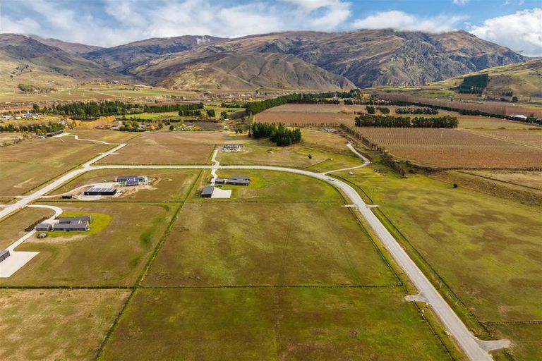 Photo of property in 27 Stone Drive, Cromwell, 9384