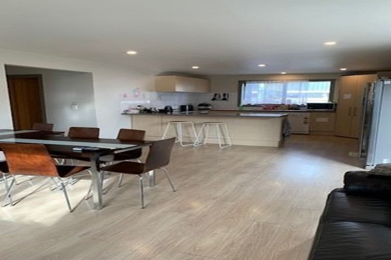 Photo of property in 45 Brockworth Place, Riccarton, Christchurch, 8011