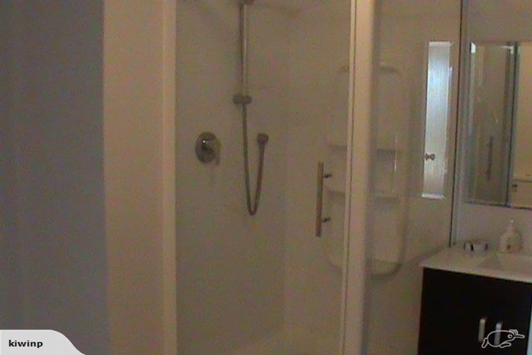 Photo of property in 1/167 Mokoia Road, Birkenhead, Auckland, 0626