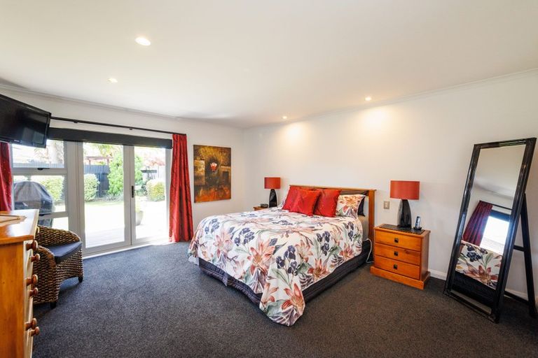 Photo of property in 3 Cheltenham Lane, Awapuni, Palmerston North, 4412