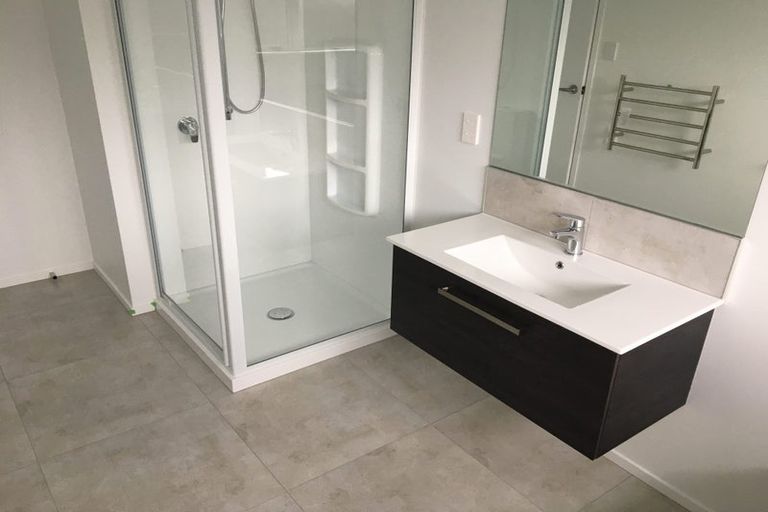 Photo of property in 18 Tabraham Crescent, Pyes Pa, Tauranga, 3112