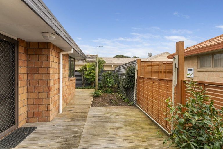 Photo of property in 60b Te Rauparaha Street, Otaki, 5512