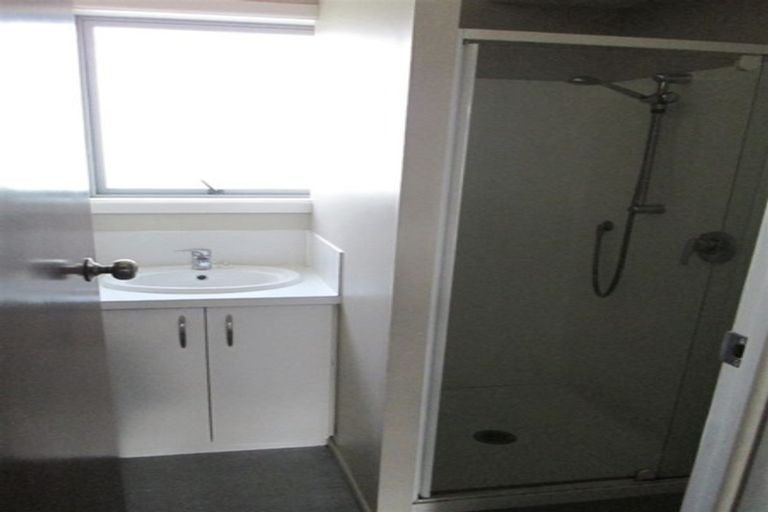 Photo of property in 6/7 Newnham Terrace, Upper Riccarton, Christchurch, 8041