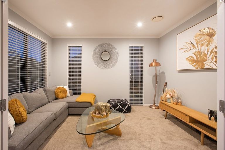 Photo of property in 23 Pioneer Rise, Silverdale, 0932