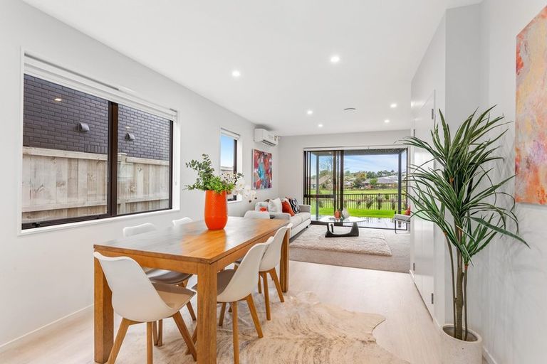 Photo of property in 17 Lady Mckenzie Mews, Takanini, 2112