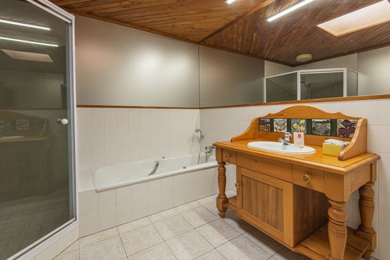 Photo of property in 563 State Highway 14, Maunu, Whangarei, 0179