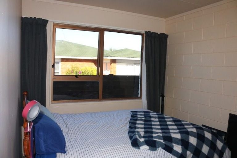 Photo of property in 34 Pencarrow Street, Highbury, Palmerston North, 4412