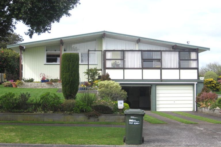 Photo of property in 22 High Street East, Waitara, 4320