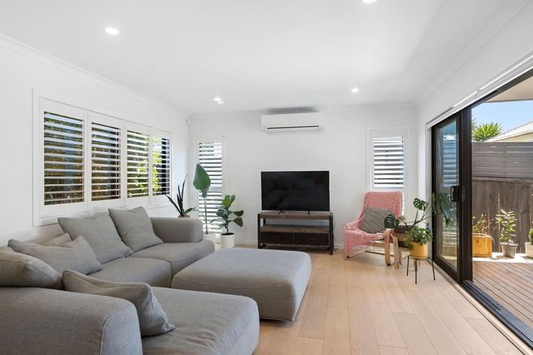 Photo of property in 125a Point Chevalier Road, Point Chevalier, Auckland, 1022