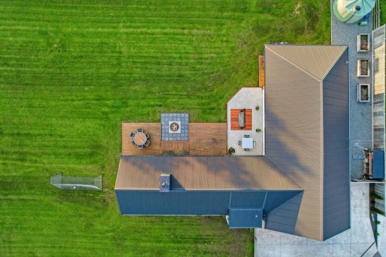 Photo of property in 29 Silver Peaks Drive, West Melton, 7618