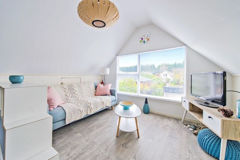 Photo of property in 65 Anglesea Avenue, Parklands, Christchurch, 8083