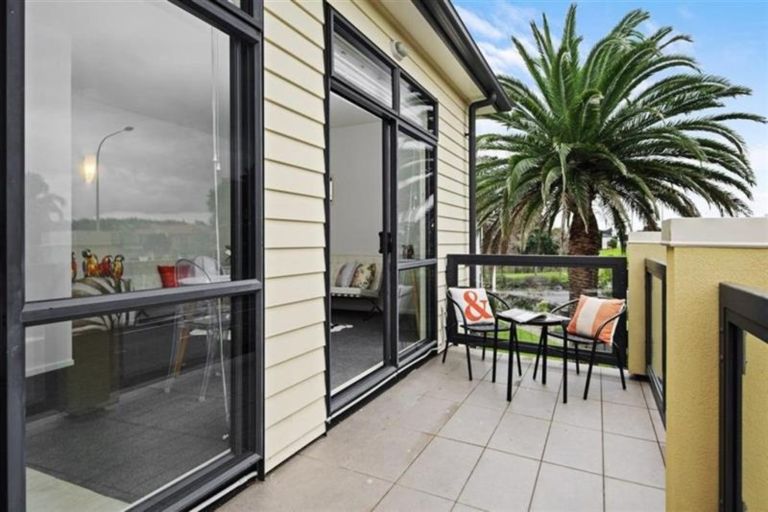 Photo of property in 79a/2 Armoy Drive, East Tamaki, Auckland, 2016