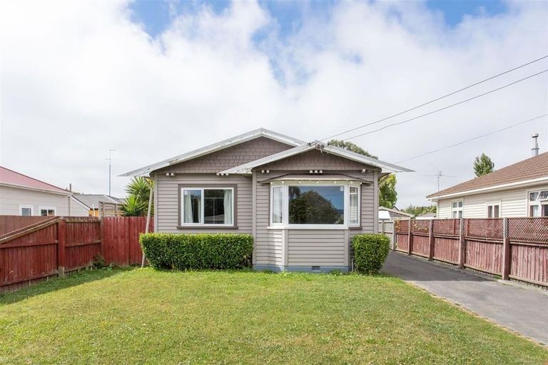 Photo of property in 39 Matlock Street, Woolston, Christchurch, 8062