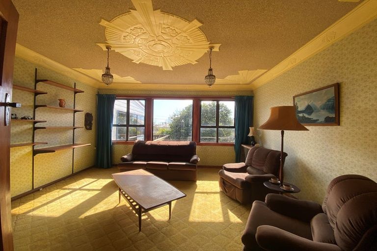 Photo of property in 67 Blake Street, Waitara, 4320