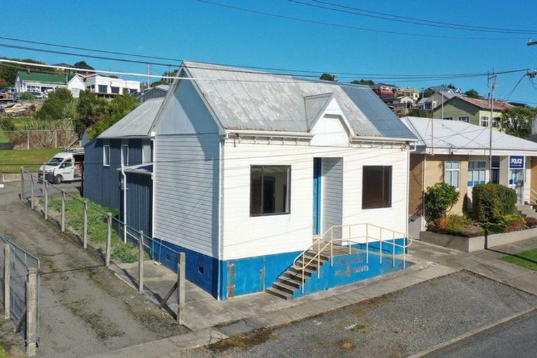 Photo of property in 72 Barrow Street, Bluff, 9814