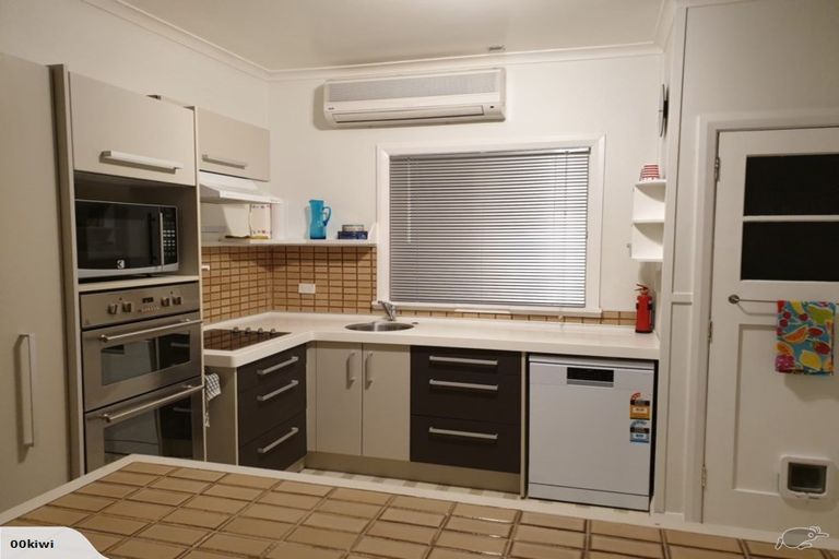 Photo of property in 18 Wilberforce Street, Miramar, Wellington, 6022
