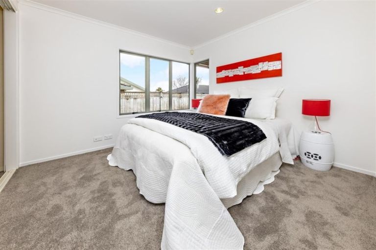 Photo of property in 65 Sheriff Place, Randwick Park, Auckland, 2105
