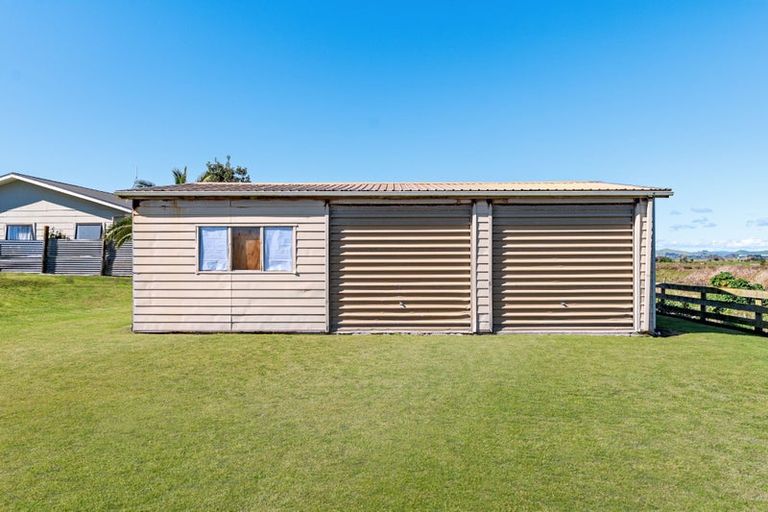 Photo of property in 252 Pukehina Parade, Pukehina, Te Puke, 3189