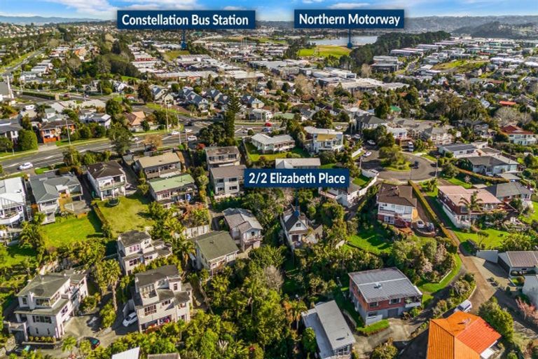 Photo of property in 2/2 Elizabeth Place, Mairangi Bay, Auckland, 0630